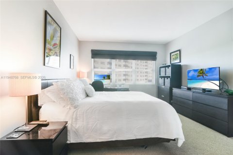 Купить кондоминиум в Форт-Лодердейл, Флорида 2 спальни, 184.13м2, № 2005325 - фото 15