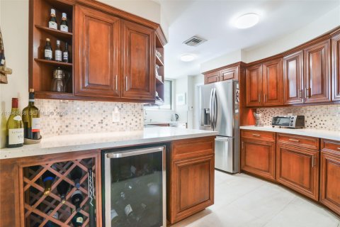 Купить кондоминиум в Форт-Лодердейл, Флорида 2 спальни, 184.13м2, № 2005325 - фото 8