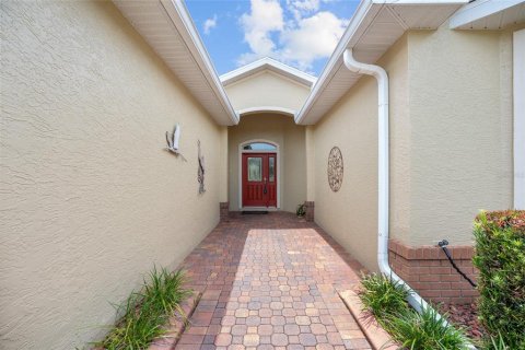 House in Ocala, Florida 3 bedrooms, 186.73 sq.m. № 2199090 - photo 4