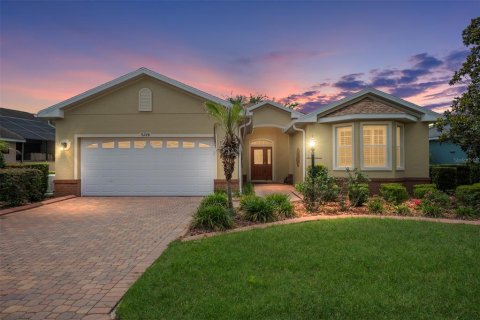 House in Ocala, Florida 3 bedrooms, 186.73 sq.m. № 2199090