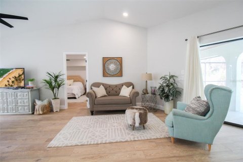 Casa en alquiler en Port Charlotte, Florida, 3 dormitorios, 135.82 m2 № 1195187 - foto 7