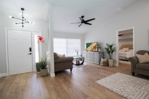 Casa en alquiler en Port Charlotte, Florida, 3 dormitorios, 135.82 m2 № 1195187 - foto 8