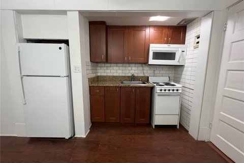 Appartement à louer à Orlando, Floride: 1 chambre, 33.17 m2 № 2221990 - photo 3