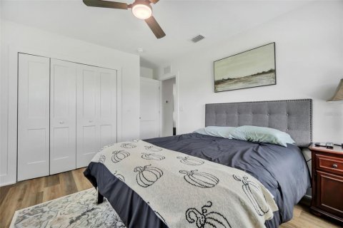 Casa en venta en Plant City, Florida, 3 dormitorios, 139.35 m2 № 1917377 - foto 18