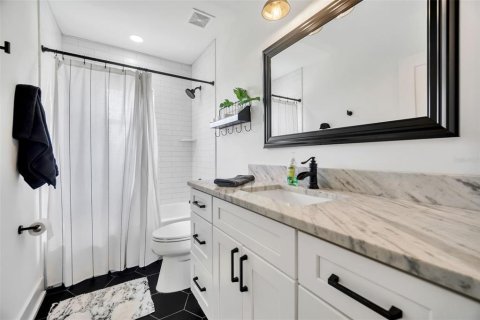Casa en venta en Plant City, Florida, 3 dormitorios, 139.35 m2 № 1917377 - foto 14