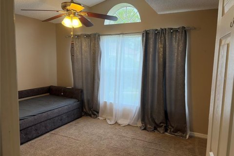 House in Sanford, Florida 3 bedrooms, 174.1 sq.m. № 2390919 - photo 11