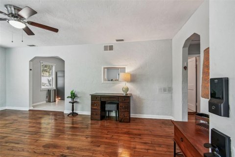 Casa en venta en Saint Petersburg, Florida, 2 dormitorios, 88.44 m2 № 1884800 - foto 5