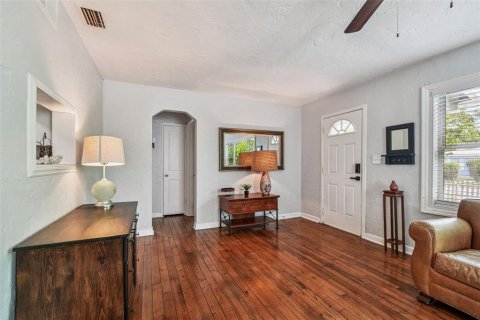 Casa en venta en Saint Petersburg, Florida, 2 dormitorios, 88.44 m2 № 1884800 - foto 8