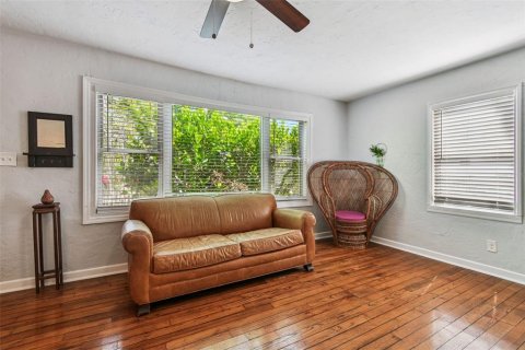 Casa en venta en Saint Petersburg, Florida, 2 dormitorios, 88.44 m2 № 1884800 - foto 9