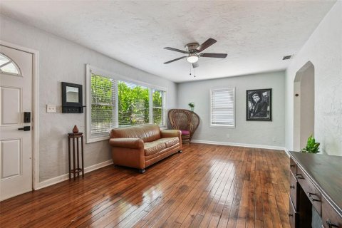 Casa en venta en Saint Petersburg, Florida, 2 dormitorios, 88.44 m2 № 1884800 - foto 7