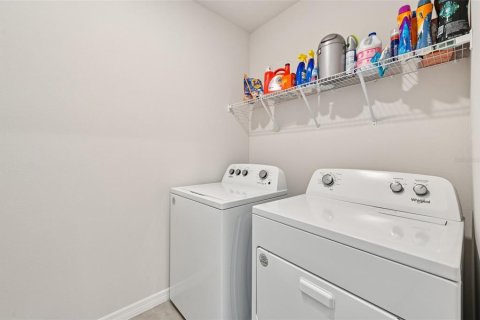 Villa ou maison à vendre à Bradenton, Floride: 5 chambres, 248.42 m2 № 2430336 - photo 19