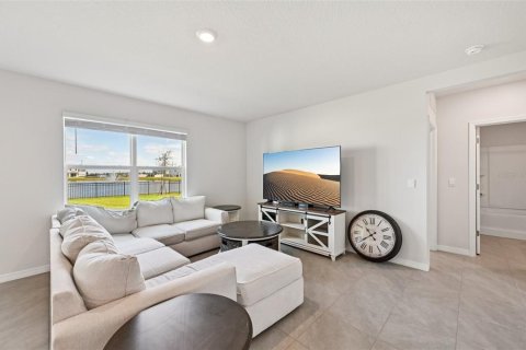 Villa ou maison à vendre à Bradenton, Floride: 5 chambres, 248.42 m2 № 2430336 - photo 3