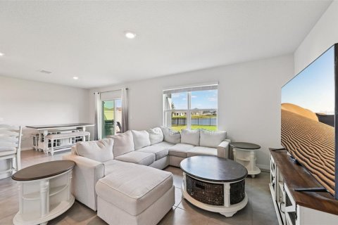 Villa ou maison à vendre à Bradenton, Floride: 5 chambres, 248.42 m2 № 2430336 - photo 4