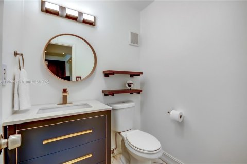 Townhouse in Doral, Florida 3 bedrooms, 148.64 sq.m. № 1956344 - photo 23