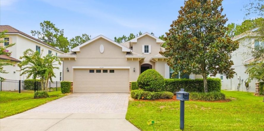 Villa ou maison à Clermont, Floride 3 chambres, 209.77 m2 № 2167287
