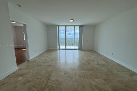 Appartement à louer à North Miami, Floride: 2 chambres, 161.93 m2 № 1924595 - photo 20