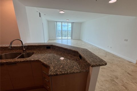 Appartement à louer à North Miami, Floride: 2 chambres, 161.93 m2 № 1924595 - photo 18