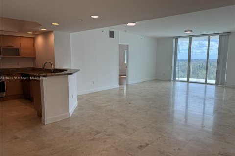 Appartement à louer à North Miami, Floride: 2 chambres, 161.93 m2 № 1924595 - photo 2