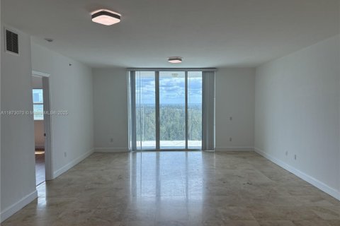 Appartement à louer à North Miami, Floride: 2 chambres, 161.93 m2 № 1924595 - photo 4