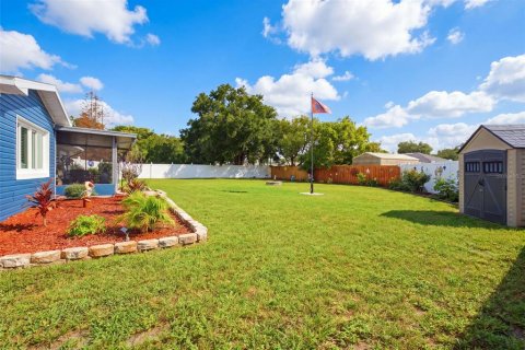 Villa ou maison à vendre à Fruitland Park, Floride: 3 chambres, 138.42 m2 № 2352255 - photo 23