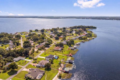 Villa ou maison à vendre à Fruitland Park, Floride: 3 chambres, 138.42 m2 № 2352255 - photo 28