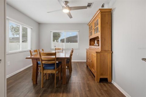 Villa ou maison à vendre à Fruitland Park, Floride: 3 chambres, 138.42 m2 № 2352255 - photo 11