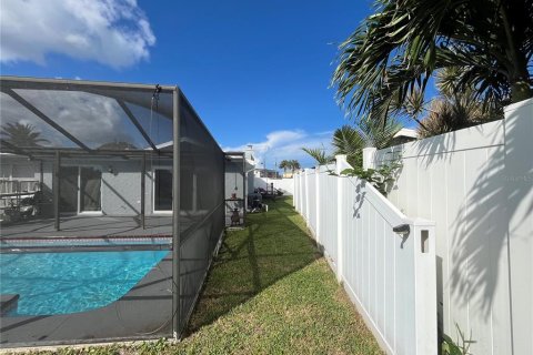 House in Hudson, Florida 3 bedrooms, 134.15 sq.m. № 1886226 - photo 22