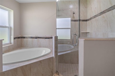 Villa ou maison à vendre à Weeki Wachee, Floride: 4 chambres, 196.95 m2 № 1816194 - photo 29
