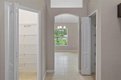 Villa ou maison à vendre à Weeki Wachee, Floride: 4 chambres, 196.95 m2 № 1816194 - photo 21