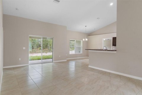 Villa ou maison à vendre à Weeki Wachee, Floride: 4 chambres, 196.95 m2 № 1816194 - photo 8