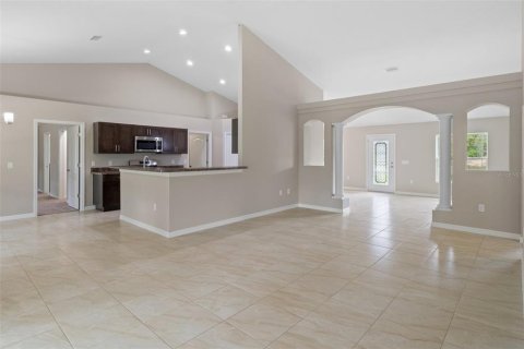 Villa ou maison à vendre à Weeki Wachee, Floride: 4 chambres, 196.95 m2 № 1816194 - photo 11