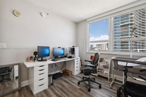 Copropriété à louer à Miami, Floride: 2 chambres, 107.77 m2 № 2402117 - photo 26