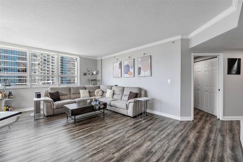 Copropriété à louer à Miami, Floride: 2 chambres, 107.77 m2 № 2402117 - photo 4