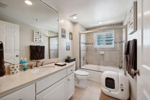 Copropriété à louer à Miami, Floride: 2 chambres, 107.77 m2 № 2402117 - photo 29