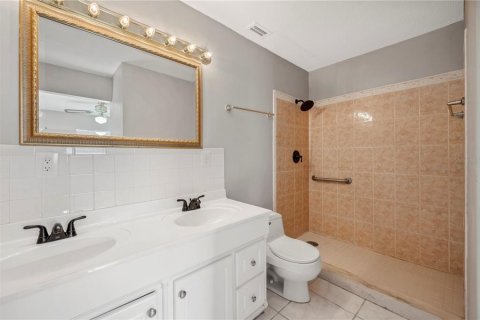 Villa ou maison à vendre à Kissimmee, Floride: 4 chambres, 177.54 m2 № 1570142 - photo 22