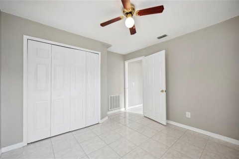 Villa ou maison à vendre à Kissimmee, Floride: 4 chambres, 177.54 m2 № 1570142 - photo 13