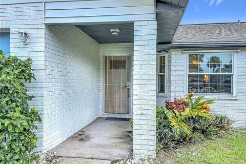 Casa en venta en Daytona Beach, Florida, 3 dormitorios, 125.98 m2 № 1908833 - foto 4