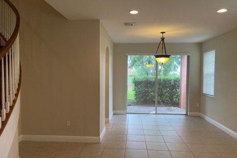 House in Wellington, Florida 5 bedrooms, 289.67 sq.m. № 2185066 - photo 10
