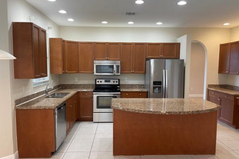 House in Wellington, Florida 5 bedrooms, 289.67 sq.m. № 2185066 - photo 12