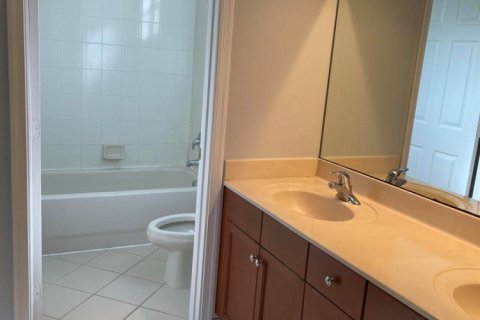 House in Wellington, Florida 5 bedrooms, 289.67 sq.m. № 2185066 - photo 26