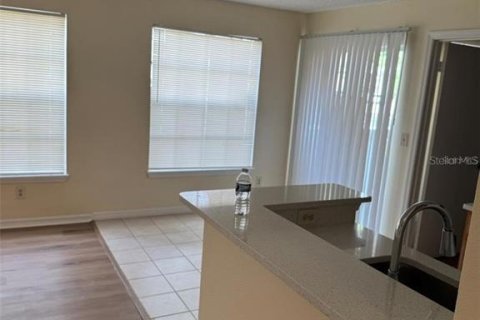 Condo in Orlando, Florida, 2 bedrooms  № 1848141 - photo 3
