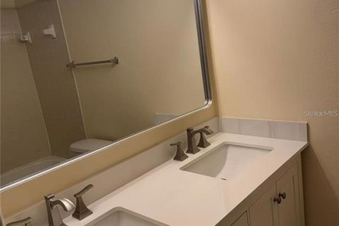 Condo in Orlando, Florida, 2 bedrooms  № 1848141 - photo 8