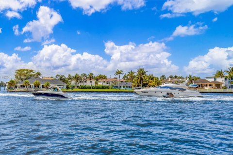 Condominio en venta en Hallandale Beach, Florida, 2 dormitorios, 106.37 m2 № 2034452 - foto 30