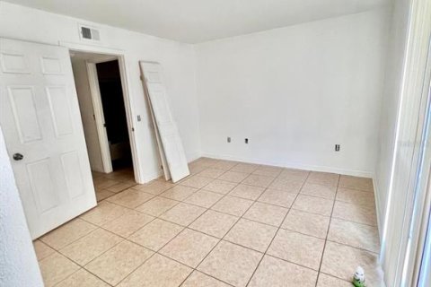 Condo in Tampa, Florida, 3 bedrooms  № 1784319 - photo 8