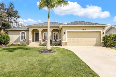House in Englewood, Florida 3 bedrooms, 171.59 sq.m. № 2115855