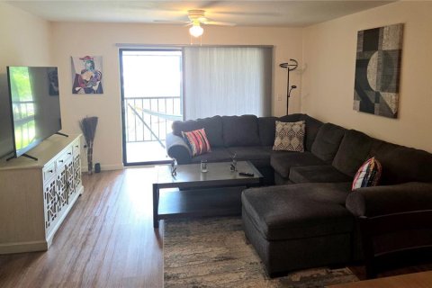 Copropriété à vendre à Bradenton, Floride: 2 chambres, 102.19 m2 № 2205437 - photo 14
