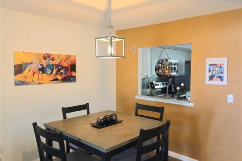 Copropriété à vendre à Bradenton, Floride: 2 chambres, 102.19 m2 № 2205437 - photo 4
