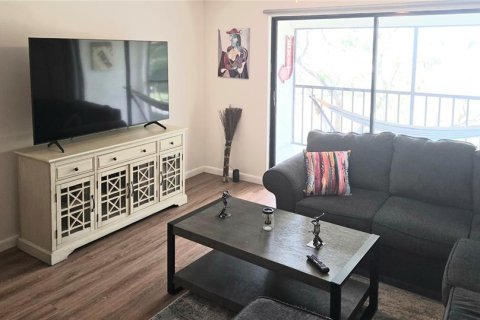 Copropriété à vendre à Bradenton, Floride: 2 chambres, 102.19 m2 № 2205437 - photo 15