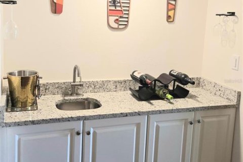 Copropriété à vendre à Bradenton, Floride: 2 chambres, 102.19 m2 № 2205437 - photo 17