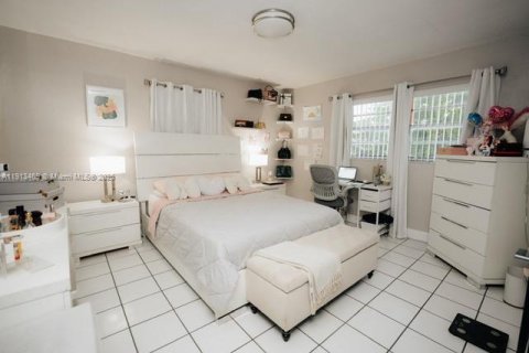 Copropriété à vendre à Hialeah, Floride: 2 chambres, 84.54 m2 № 2018299 - photo 17